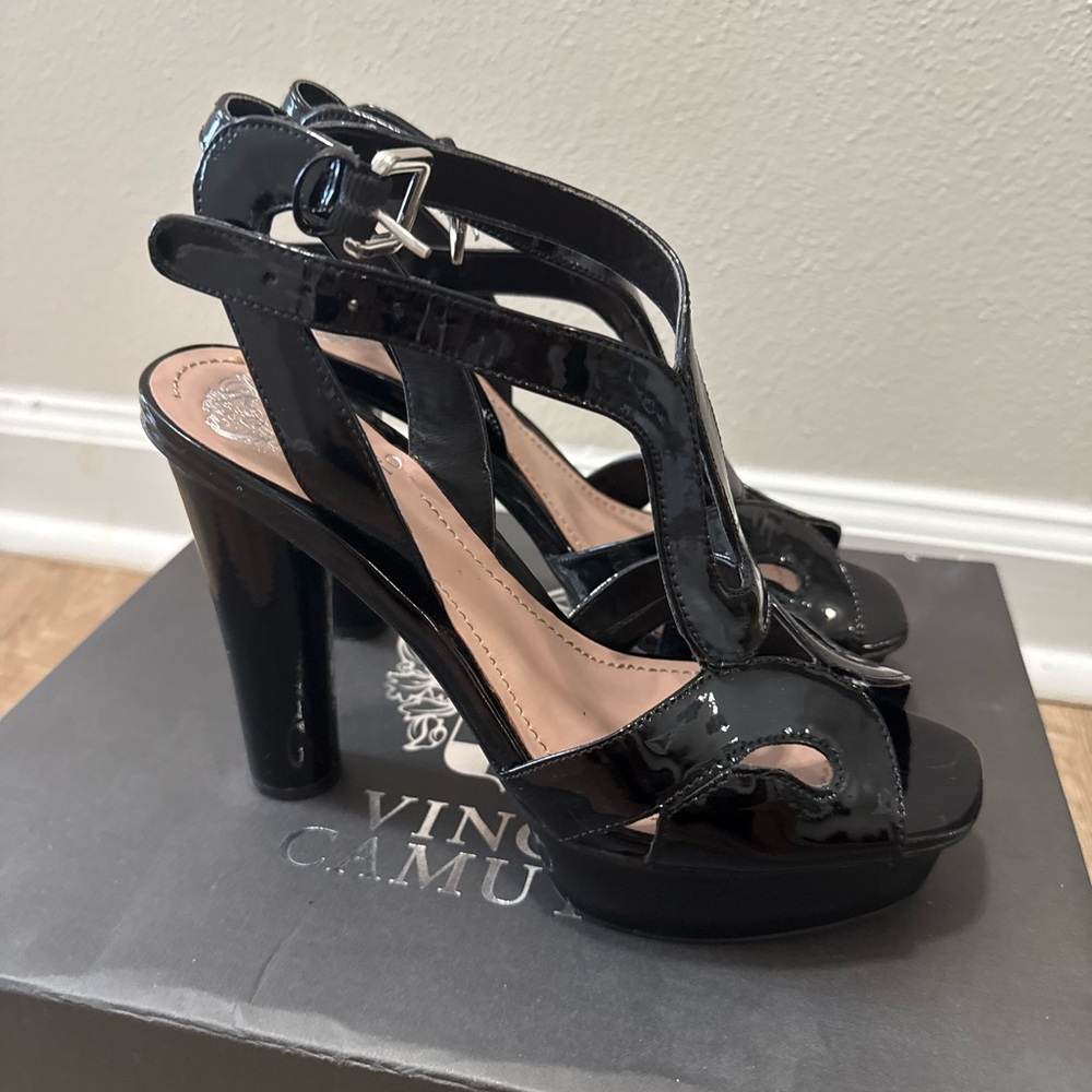Vince Camuto black patent heels